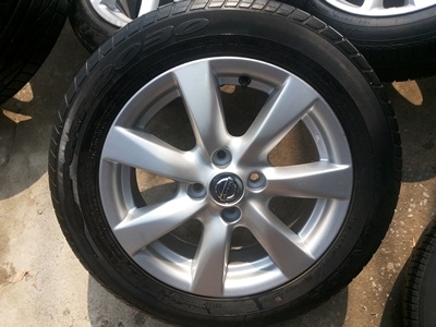 ขายล้อแม็ก ALMERA VL (รุ่นTOP) พร้อมยาง 1 ชุด