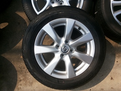 ขายล้อแม็ก ALMERA VL (รุ่นTOP) พร้อมยาง 1 ชุด