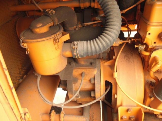 เก่าญี่ปุ่น ขายถูกๆเครื่องปั๊มลม ราคาเพียง 95,000 บาท สนใจติดต่อ 0819337688