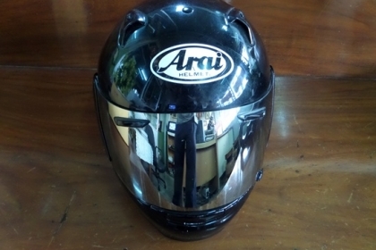 ขาย หมวกกันน็อค ARAI มือสองจากญี่ปุ่น มีรอยบ้างตามรูป