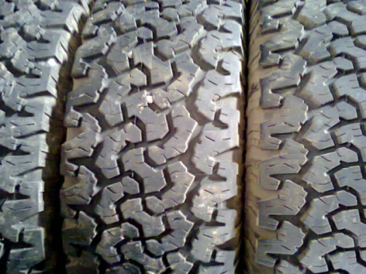 BF All 265-70-16 ยางใหม่ค้างปีนานแต่เนื้อยางดีใช้งานได้ปกติเก็บในร่ม