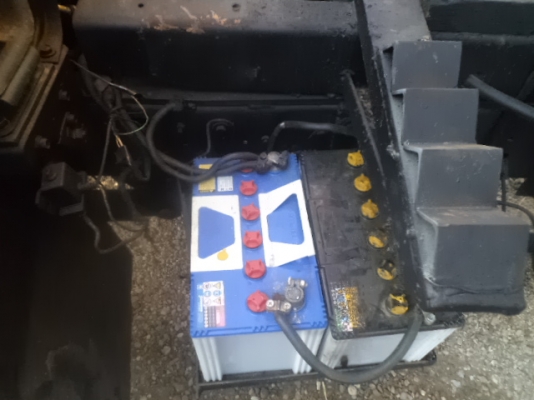 ขายรถ ดั้ม Toyota เครื่อง 115 hp เฟืองท้าย F ราคา 380000