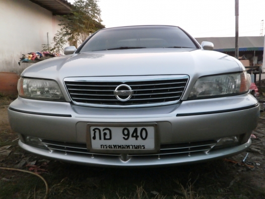 อดีตรถผู้บริหารมือดียวป้ายแดงประหยัดดวยแก๊สหัวฉีด