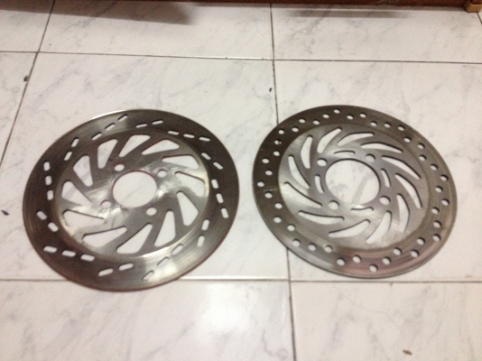 ขายจานเดิม YAMAHA ราคา 200บาท มี2ใบ โทร0875077464โส กทม