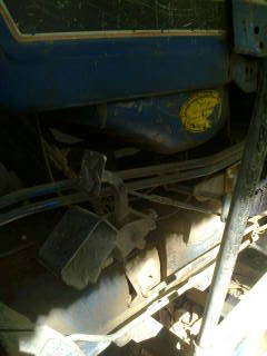 ขายรถไถ FORD 6610 เพลาเดี่ยว 3 จาน 7 จาน ใบมีดดันหน้า ที่ตัดหญ้า เอกสารเล่มทะเบียน ราคา 300000