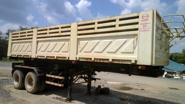 หางเซมิดั้มSMMปี2554..สวยมากใช้น้อยยางเต็ม เพิ่งผ่อนหมด ไม่เคยตก หล่น สภาพสวย เดิมๆ.....