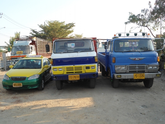 ขายเเพ็ค 3 คัน หรือเเยกขาย