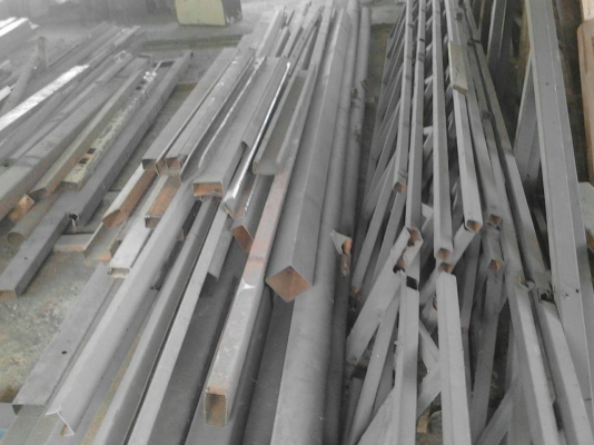 ขายไม้และอุปกรณ์โคลงหลังคา+กระเบื้อง ขายไม้และอุปกรณ์โคลงหลังคา+กระเบื้อง