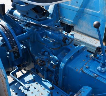 ขายรถไถFORD 3900 เก่านอก