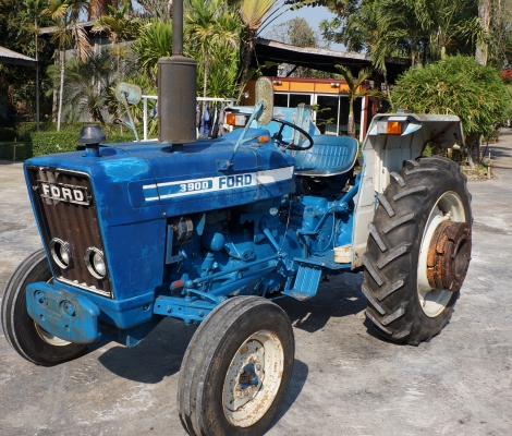 ขายรถไถFORD 3900 เก่านอก
