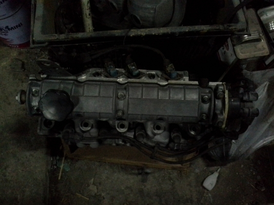 ขายฝาสูบพร้อมจานจ่าย หัวฉีด วาสว์ VOLVO 460