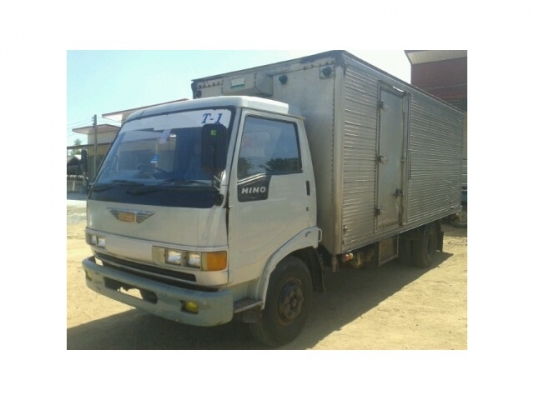 ขายHINO FC ตู้แห้งยาว5เมตร เครื่องดี แคชซีสวย เอกสารพร้อมโอน