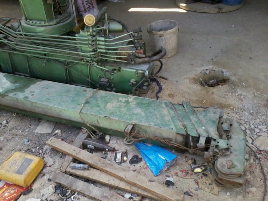 ขายเครน Tadano 3.7 ตัน 5 ปลอก พร้อมใช้ 350,000 บาท