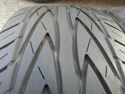 ขายยาง225/45/18 ปี 4709 TOYO PROVES4 japan 1 คู่