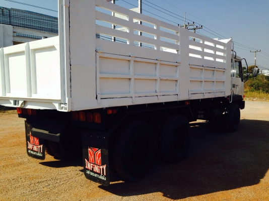 ขาย MITSUBISHI FUSO FN527 2 เพลา 10 สปีด 6D16 ขาย MITSUBISHI FUSO FN527 2 เพลา 10 สปีด 6D16