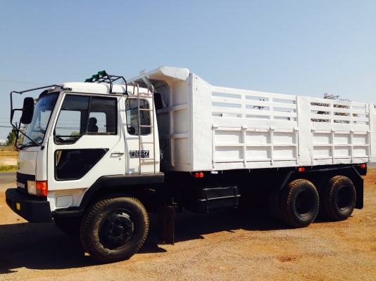 ขาย MITSUBISHI FUSO FN527 2 เพลา 10 สปีด 6D16 ขาย MITSUBISHI FUSO FN527 2 เพลา 10 สปีด 6D16