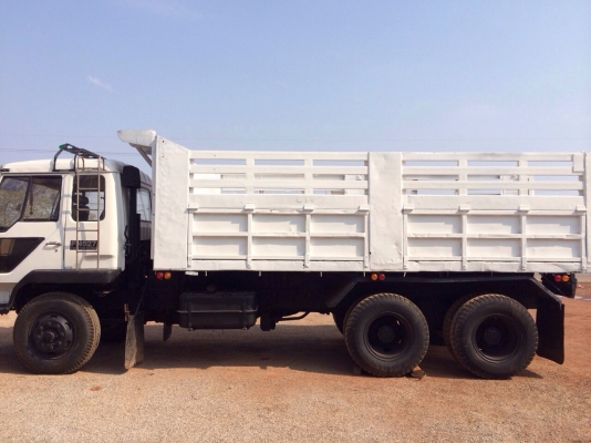 ขาย MITSUBISHI FUSO FN527 2 เพลา 10 สปีด 6D16 ขาย MITSUBISHI FUSO FN527 2 เพลา 10 สปีด 6D16