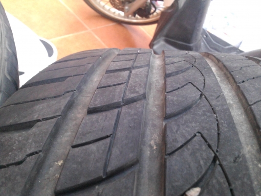 ขายด่วนce28หน้า9.5หลัง10ออฟ30งานโรต้าขอบ18.13000฿