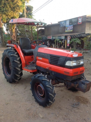 แทรกเตอร์คูโบค้า GL 43  สภาพดีพร้อมใช้งาน เยี่ยมๆเดิมๆทั้งคัน นำไปใช้แล้วไม่ผิดหวัง พร้อมจอบหมุนด้วย