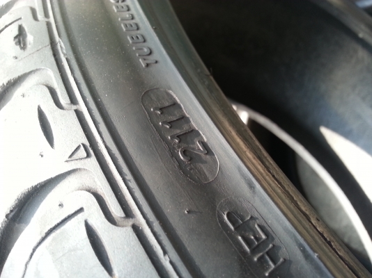 ขายยางขอบ 19" 235/35/19 , 265/30/19