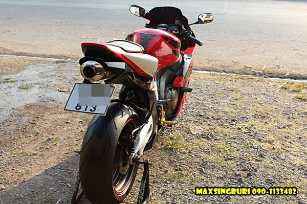 แม็กสิงห์บุรี//HONDA CBR1000RR ปี2005 สภาพสวยพร้อม่อแต่ง MORIWAKI ทะเบียนพร้อมโอน 225000