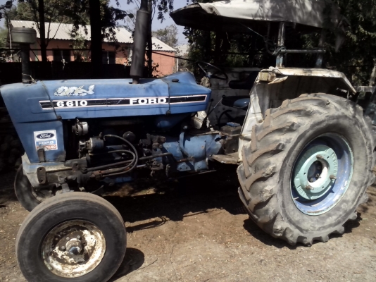 ขายรถไถ่ Ford 77กลองใหญ่ เครืองc7 เกียร์c7 เฟื่องท้าย c5