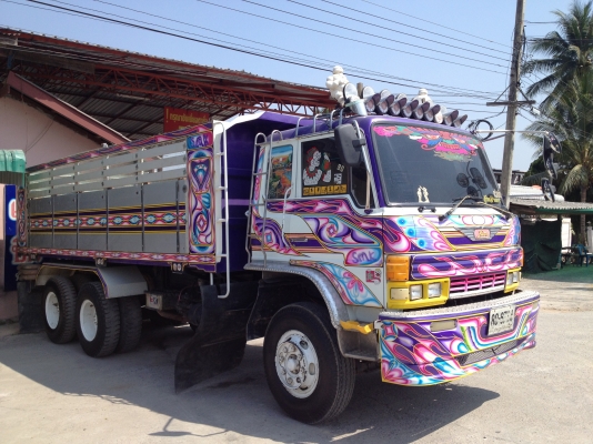 ขายSUMO 227 สภาพสวยไม่มีที่ติ กระบะเนียม ยางใหม่10เส้น คัทซีสวย