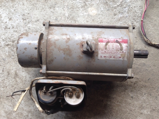 ขายมอเตอร์ Mitsubishi 3 HP. 1450 RPM. 220 V ไฟบ้าน สภาพเดิมๆวิ่งนิ่ม พร้อมใช้งาน ( ในรูปไม่มีฝาครอบ ผมหาใส่ให้ครับ ) ขายมอเตอร์ Mitsubishi 3 HP. 1450 RPM. 220 V ไฟบ้าน สภาพเดิมๆวิ่งนิ่ม พร้อมใช้งาน ( ในรูปไม่มีฝาครอบ ผมหาใส่ให้ครับ )