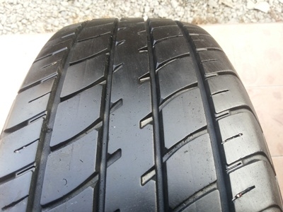 ขายยาง185/60/15 ปี 12 DUNLOP SP2030 1 ชุด