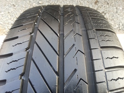 ขายยาง215/60/16 ปี 3211 GOODYEAR DURAPLUS 1 ชุด