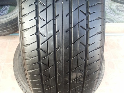ขายยาง215/60/16 ปี 11 BRIDGESTONE TURANZA ER33 1 ชุด