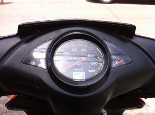 ขายด่วน click ปี 50 สีส้ม ดำ รถบ้าน ภายใน ภายนอกเดิมๆ เครื่องแน่น ไม่หลวม ควันไม่ไหล เอกสารพร้อม เชิญแวะชมก่อนได้จ้า ขายด่วน click ปี 50 สีส้ม ดำ รถบ้าน ภายใน ภายนอกเดิมๆ เครื่องแน่น ไม่หลวม ควันไม่ไหล เอกสารพร้อม เชิญแวะชมก่อนได้จ้า