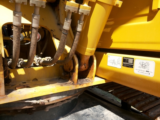 ขายpc200-8 รถสวยเจ้าของขายเอง3262ชั่วโมงและเทเลอร์หางโลเบท