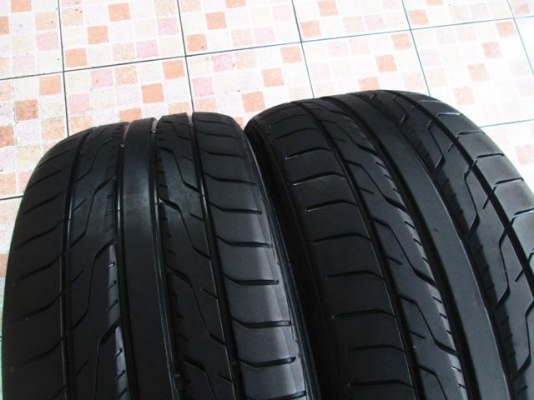 ขายยาง TOYO DRB 245-35-20 ปลายปี12 ถูกๆ (1 คู่)