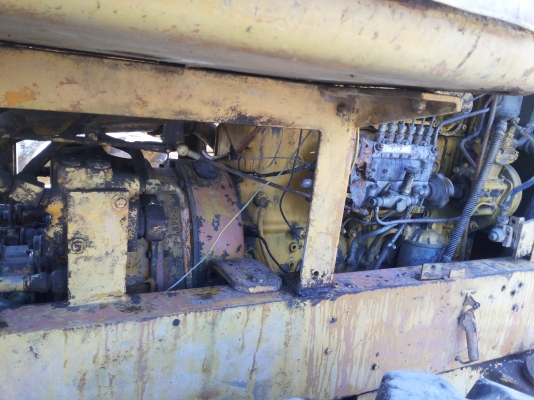 ขายรถตัก KOMATSU  JH 60  สภาพพร้อมใช้  เครื่องดี ปั้มดีเกียร์ทอคร์แลงดี ระบบยก-ตัก แรงดี  พวงมาลัยเบา ( เจ้าของขายเอง 085-8332943 )