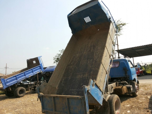 รบรรทุก ISUZU รุ่น KT ล้อใหญ่เครื่อง 100 แรง ราคา 250,000 บ.