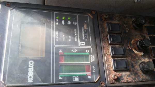 ขายด่วน1280000รถเเม็คโครKOBELCO SK120มาร์คทีรถนำเข้าเก่าญี่ปุ่นแท้ไม่เคยใช้งานเมืองไทยเลย