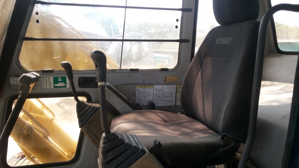 ขายด่วน1280000รถเเม็คโครKOBELCO SK120มาร์คทีรถนำเข้าเก่าญี่ปุ่นแท้ไม่เคยใช้งานเมืองไทยเลย