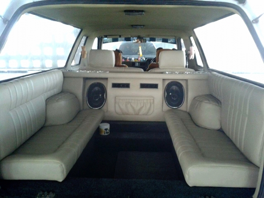 ขายด่วน Nissan BigM Van รถสวย.. พร้อมใช้..