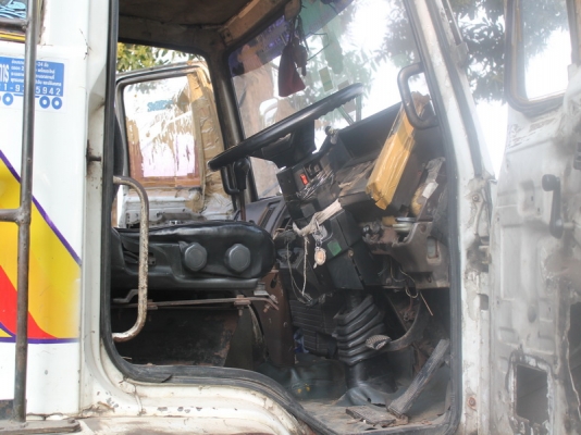 อีซูซุ 10 ล้อเพลาเดียวขอบคุณทีมงานเฮียชัยอุดรครับรับรถไปแล้วครับขอบคุณทีมงานพี่เสือทุกๆคนครับ