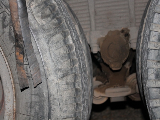 อีซูซุ 10 ล้อเพลาเดียวขอบคุณทีมงานเฮียชัยอุดรครับรับรถไปแล้วครับขอบคุณทีมงานพี่เสือทุกๆคนครับ