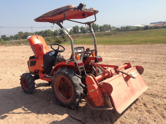 ขายด่วน KUBOTA B2420 เครื่องดี มีภาพวีดีโอ อุปกรณ์ มี 3 รายการ ผาน5 โรตารี่ ล้อเหล็ก สภาพสวยพร้อมใช้