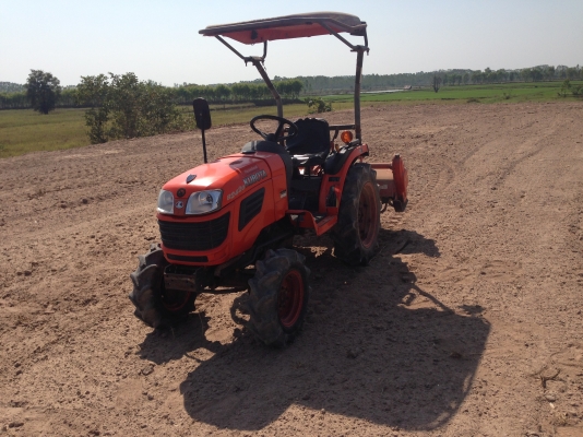 ขายด่วน KUBOTA B2420 เครื่องดี มีภาพวีดีโอ อุปกรณ์ มี 3 รายการ ผาน5 โรตารี่ ล้อเหล็ก สภาพสวยพร้อมใช้