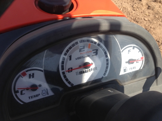 ขายด่วน KUBOTA B2420 เครื่องดี มีภาพวีดีโอ อุปกรณ์ มี 3 รายการ ผาน5 โรตารี่ ล้อเหล็ก สภาพสวยพร้อมใช้