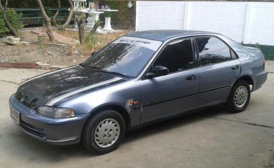 ด่วน..Civicเตารีด4ประตูเครื่องV-TECHน้ำมัน+LPGเกียร์Autoแอร์หนาว(พร้อมขับส่ง)