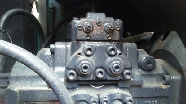 ขายด่วน1050000KOBELCO SK100L-3มารค์ไฟร์ซุบเปอร์ช่วงล่างใหญ่นำเข้าเก่าญี่ปุ่นไม่เคยใช้งานเมืองไทยเลย