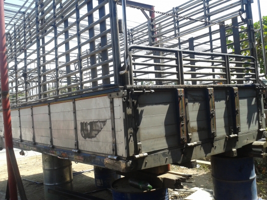 กระบะเมก้า6ล้อกลาง5.5ม. กระบะเมก้า6ล้อกลาง5.5ม.