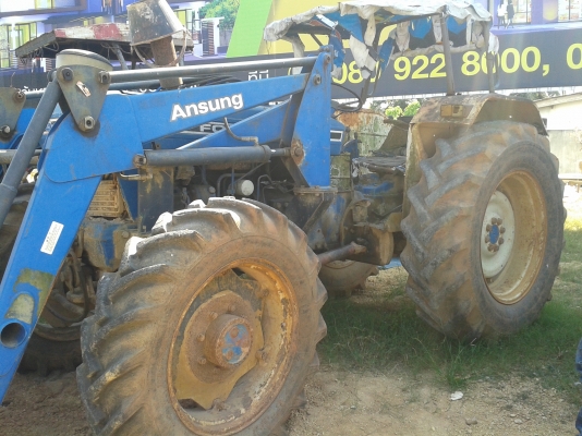 FORD 6610 สองเพลา มีบุ้งกี๋ตักหน้า อุปกรณ์ 2ชิ้น รถพร้อมใช้งาน เอกสารอินวอย 087-2976734