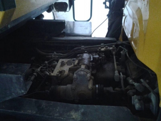 รถฮีโน่ 10 ล้อดั้ม เปลื่ยนเครื่อง 350 แรงม้า. ( รถประกอบ. ) สนใจติดต่อ 081 - 6079515