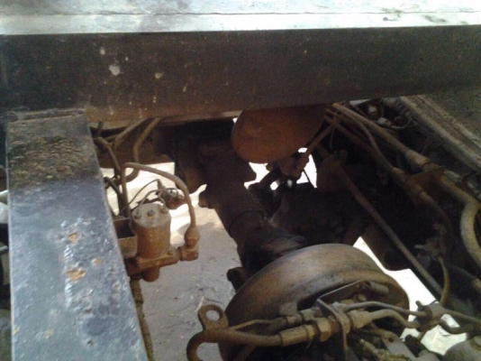 รถฮีโน่ 10 ล้อดั้ม เปลื่ยนเครื่อง 350 แรงม้า. ( รถประกอบ. ) สนใจติดต่อ 081 - 6079515